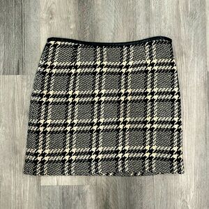 Tommy Hilfiger wool mini skirt, EUC
